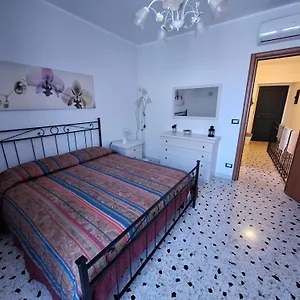 https://casa-colapesce-castelmola.sicilyhotelsitaly.net